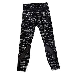 Lululemon Inspire Tight II Graf Black White.  Size 4